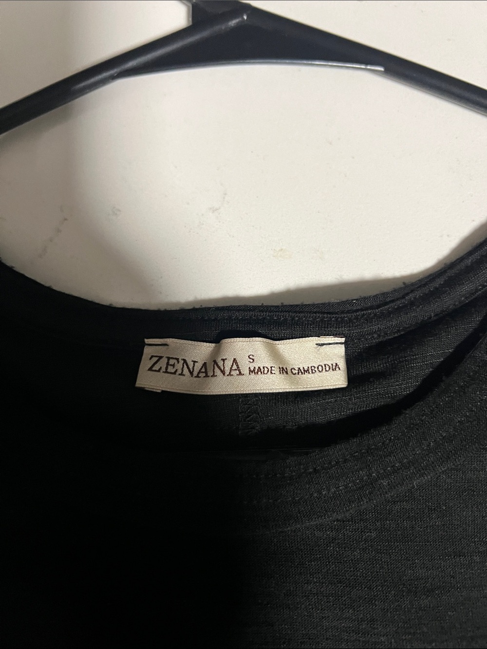 Zenana Outfitters Black Sleeveless Tank - Picture 2 of 3